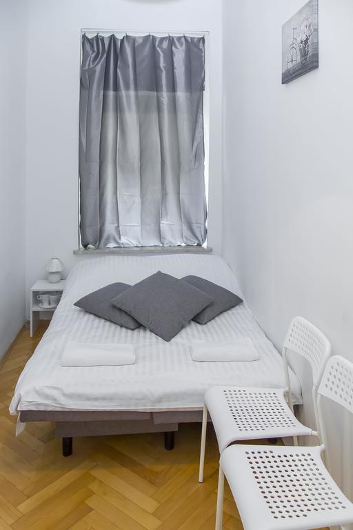 Metro Centrum Guest Rooms Warszawa Eksteriør bilde
