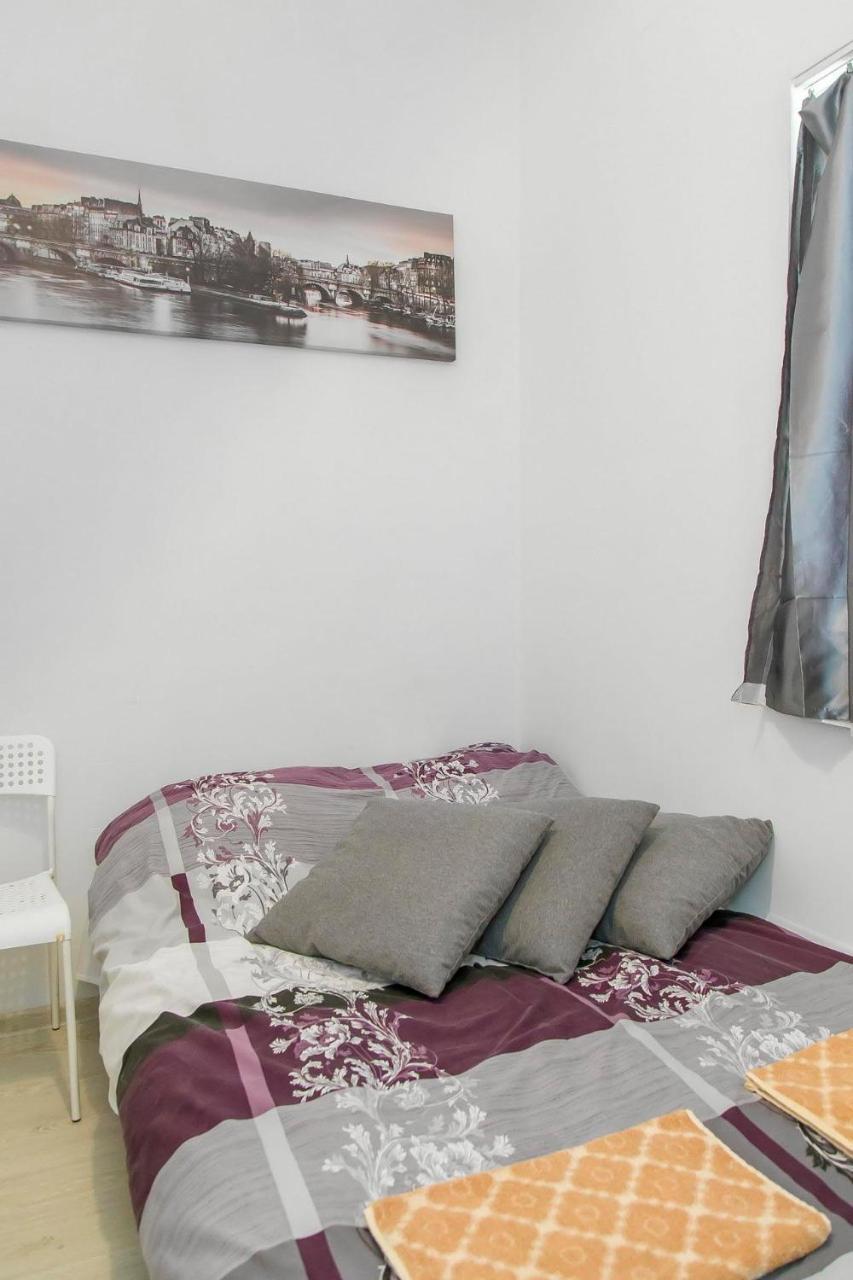 Metro Centrum Guest Rooms Warszawa Eksteriør bilde